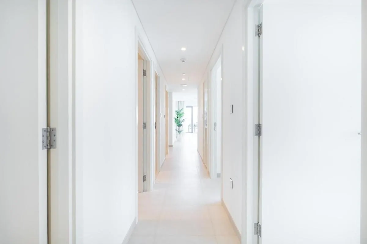 Luxurious 4-Bedrooms Near Burj Khalifa And Dubai Mall In Downtown!