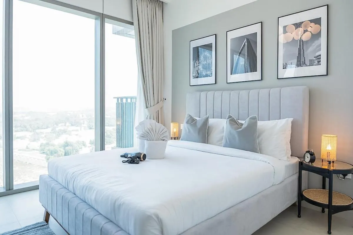 Luxurious 4-Bedrooms Near Burj Khalifa And Dubai Mall In Downtown! United Arab Emirates
