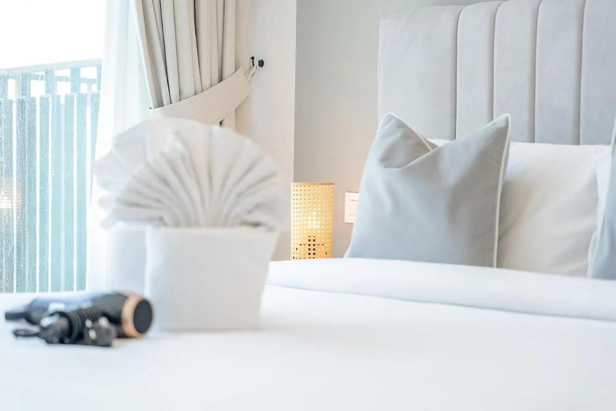 Luxurious 4-Bedrooms Near Burj Khalifa And Dubai Mall In Downtown! United Arab Emirates
